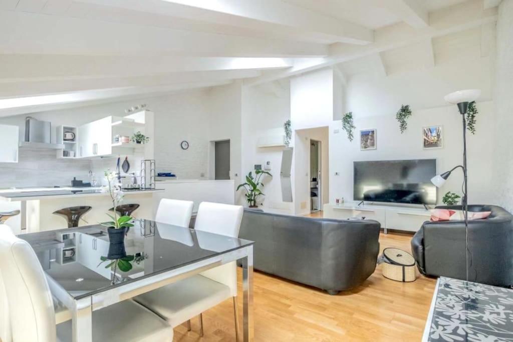 Penthouse Piazza San Giacomo أوديني المظهر الخارجي الصورة
