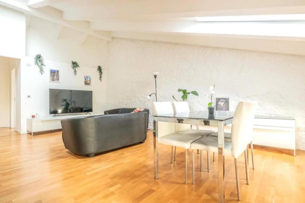 Penthouse Piazza San Giacomo أوديني المظهر الخارجي الصورة